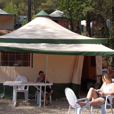 BUNGALOW TOILÉ 5 personnes - Bungalow Toilé Standard 20m² 2 chambres - sanitaire commun - sans clim 1/5 pers