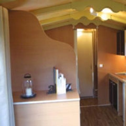 UNIEKE ACCOMMODATIE 4 personen - Roulotte Confort 17 m² 1 slaapkamer - Met badkamer + Buitenprieel - zonder airconditioning 1/4 pers