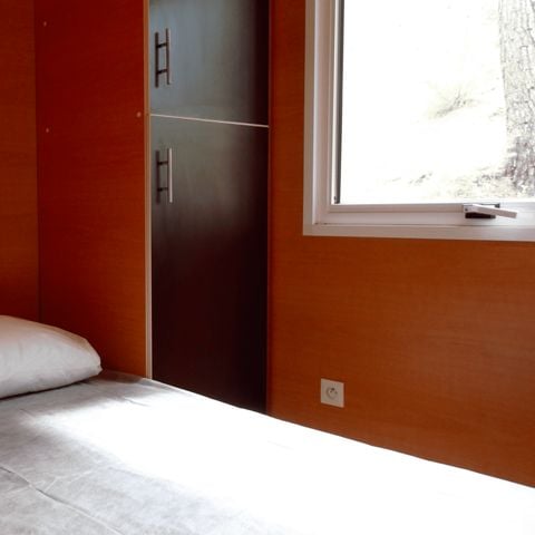 UNIEKE ACCOMMODATIE 4 personen - Roulotte Confort 17 m² 1 slaapkamer - Met badkamer + Buitenprieel - zonder airconditioning 1/4 pers