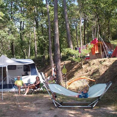 PLOT - Pitch 100 m² Caravan