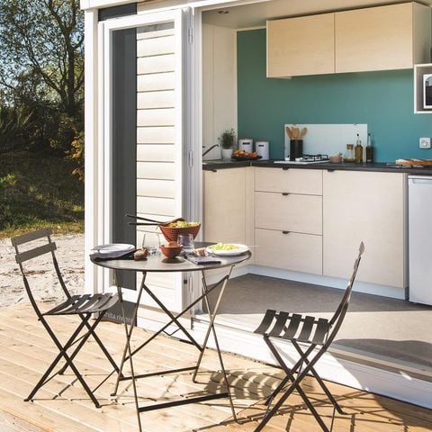 BUNGALOW 2 personnes - Confort 20m² (1 ch-2 pers) + TV + terrasse)