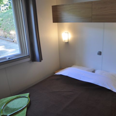 CHALET 6 personen - Comfortabel 3-slaapkamer trapper chalet, met 2/P houten mini-chalet op het terras