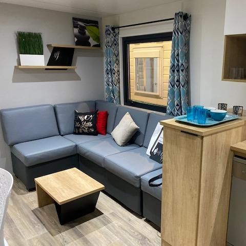 Mobile home 4 persons - Premium mobile home, 2 bedrooms, 2 shower rooms, sleeps 4 in a western village