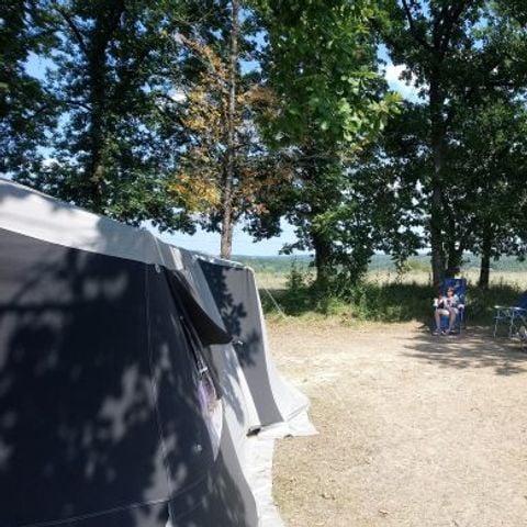 TENTE 4 personnes - Tente aménagée sans sanitaires