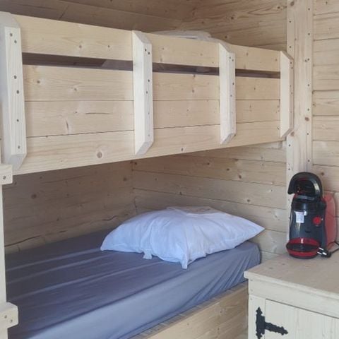 UNUSUAL ACCOMMODATION 2 people - Hobbit Barrel - 1 Bedroom