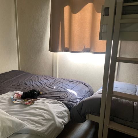 CHALET 5 personnes - Club (Option payante possible climatisation mobile) 