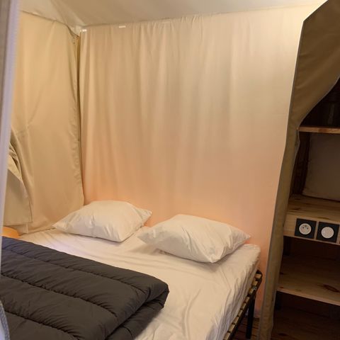 BUNGALOW TOILÉ 5 personnes - Lodge 31 m2 sans sanitaires ni douche (Toilettes privatifs derrière Bungalow)