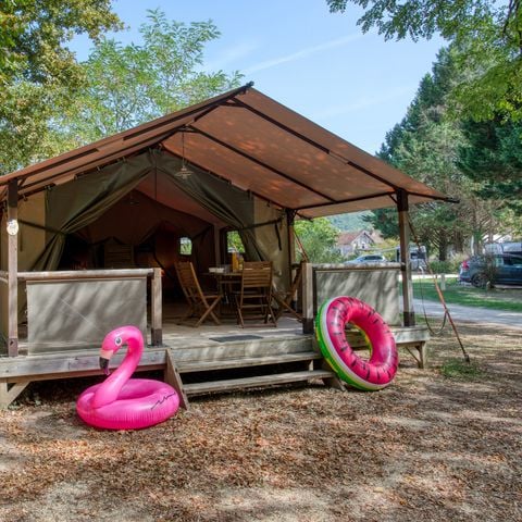 Tent 5 persons - Freeflower Confort 40m² - 2 bedrooms - Without sanitary facilities - Covered terrace