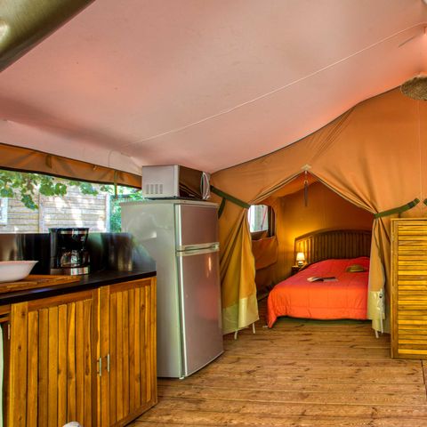ZELT 5 Personen - Freeflower Confort 40m² (2 Zimmer) - ohne Sanitäranlagen + überdachte Terrasse
