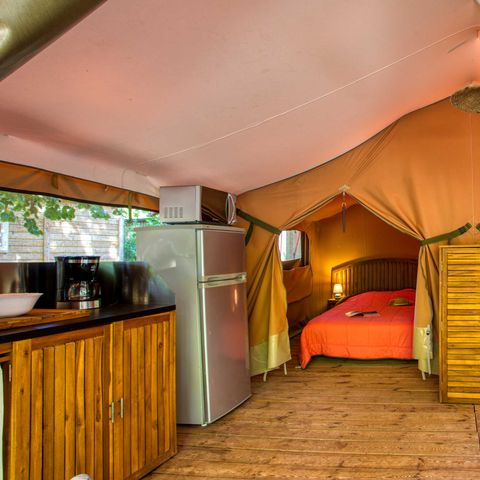 Tent 5 persons - Freeflower Confort 40m² - 2 bedrooms - Without sanitary facilities - Covered terrace