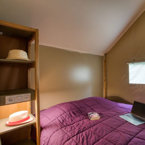 Tent 4 persons - Wood Lodge Confort 30 m² - 2 bedrooms - With sanitary facilities