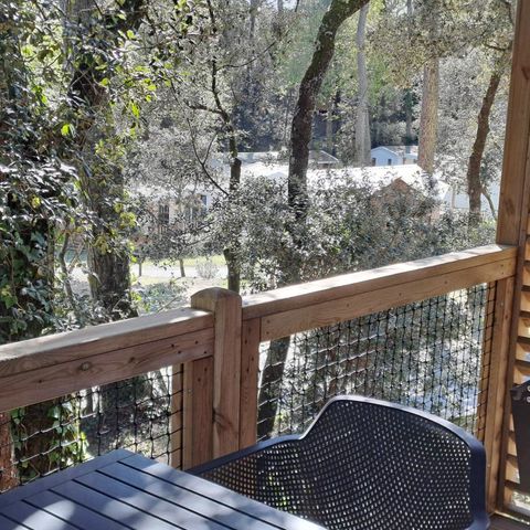 BUNGALOW 2 personnes - NEW//Homeflower Premium 18m² - 1 chambre + Terrasse semi-couverte + LV + TV + Draps + Clim -