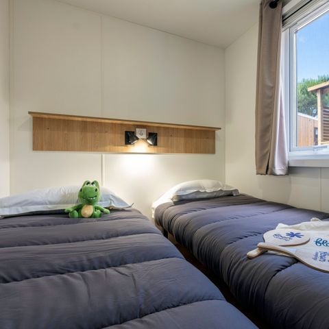 MOBILHOME 6 personnes - NEW// HomeFlower Premium 35m²- 3 chambres + Terrasse semi-couverte + LV + TV + Draps + Clim -