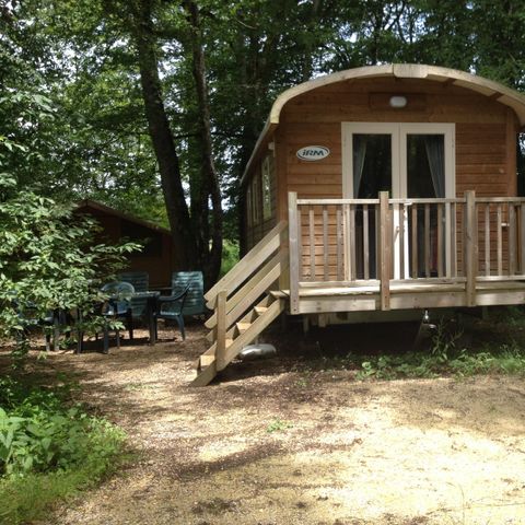 Accommodatie 4 personen - Roulotte Standard 20m² (2 kamers) - tuinmeubilair voor 4 personen.