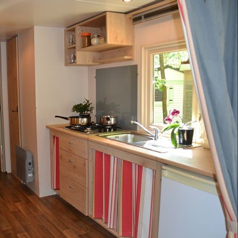 Accommodatie 4 personen - Roulotte Standard 20m² (2 kamers) - tuinmeubilair voor 4 personen.