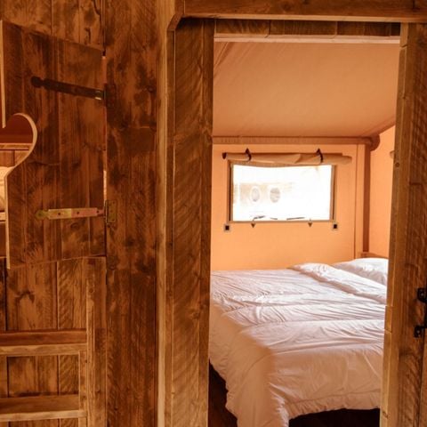 TENTE TOILE ET BOIS 6 personnes - Riverlodge 49m², 6pl-3ch