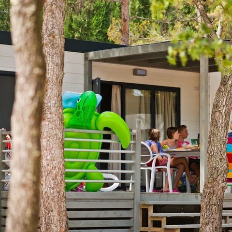 Mobilheim 6 Personen - Premium | 3 Schlafz. | 6 Pers. | Erhöhte Terrasse | Klimaanlage | TV