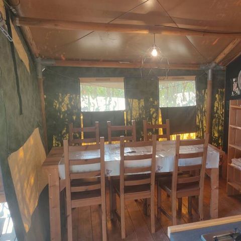 TIENDA DE LONA Y MADERA 5 personas - Tienda Safari Sunset + instalaciones sanitarias + aire acondicionado (6P)