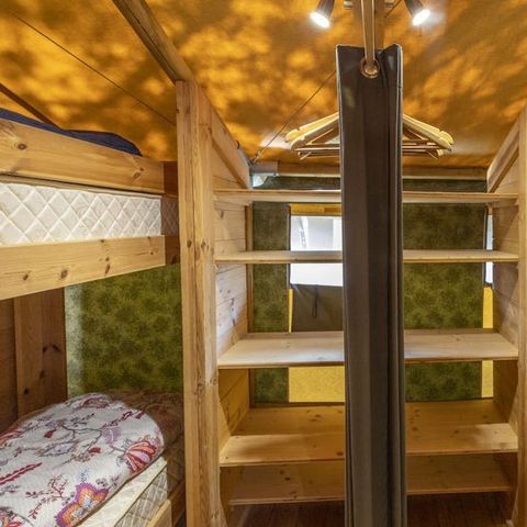 TENTE TOILE ET BOIS 5 personnes - Tente safari coucher de soleil + sanitaires + air conditionné (6P)