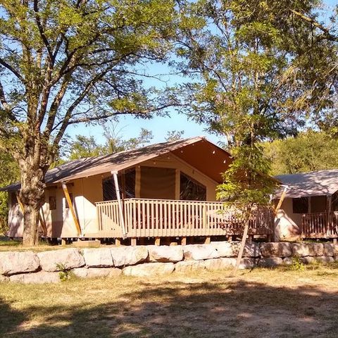 TENTE TOILE ET BOIS 5 personnes - Tente safari coucher de soleil + sanitaires + air conditionné (6P)