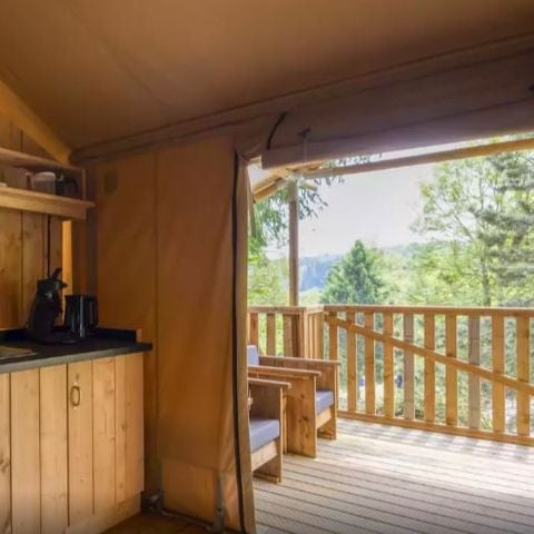 Canvas and wooden tent 5 persons - Valkanela - Safari tent Bella Lodge + sanitary facilities + air conditioning (6P)