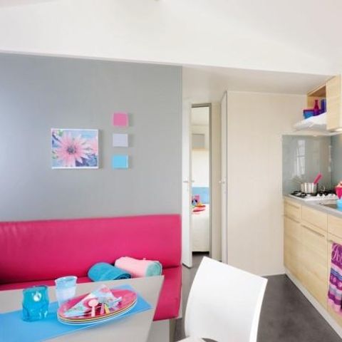 Mobilheim 4 personen - Standard Holz 24m² 2 Zimmer + halbüberdachte Terrasse 18m² + TV