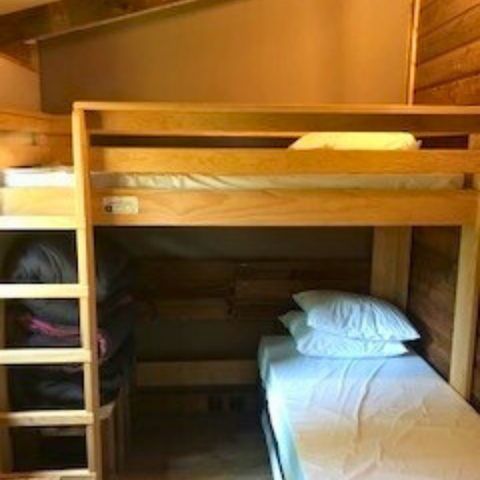 Mobile home 4 persons - Cosyflower Premium on stilts 38m² - 2 bedrooms + TV + bed linen + towels covered terrace 11m²