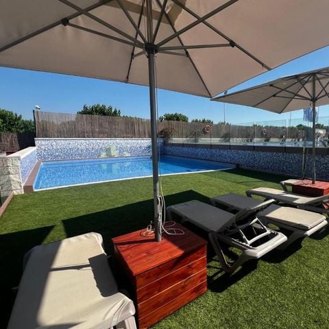 Camping Resort Els Pins - Camping Barcelona - Image N°3