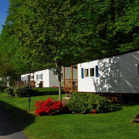 CASA MOBILE 4 persone - Casa mobile Confort EVASION 24 m² - 2 camere da letto - terrazza semicoperta 12 m² + barbecue in acciaio inossidabile per 4 persone