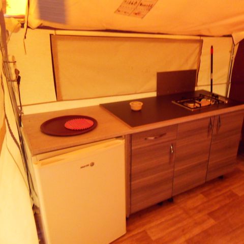 Tent 4 persons - SAFARI without sanitary facilities