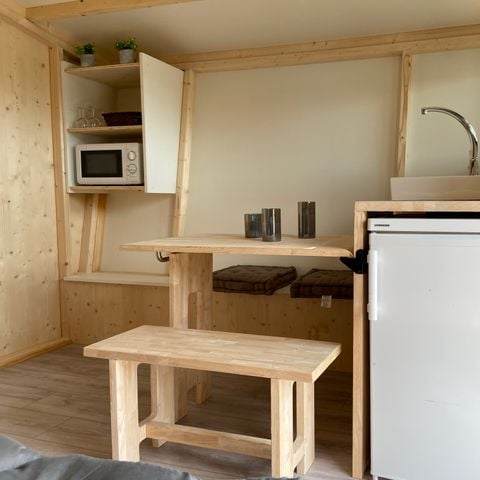 HÉBERGEMENT INSOLITE 4 personnes - Caba'hutte