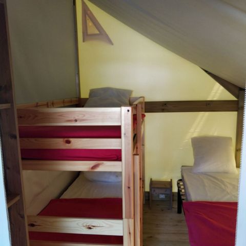 Tente en toile et en bois 5 personnes - Sahari (sans sanitaires)