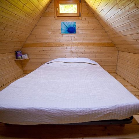 Insolite 2 personnes - Cabane 9m² (1 chambre) Terrasse Couverte - sans sanitaires