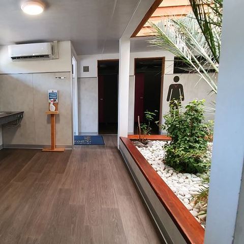 STAANPLAATS - Comfort PLUS pakket (standplaats +120m² /1 auto /elektriciteit 10A)