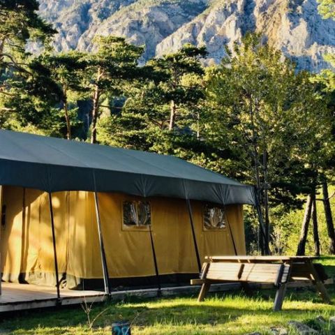 TENDA DA CAMPEGGIO 4 persone - TENDA VILLA (senza servizi igienici)