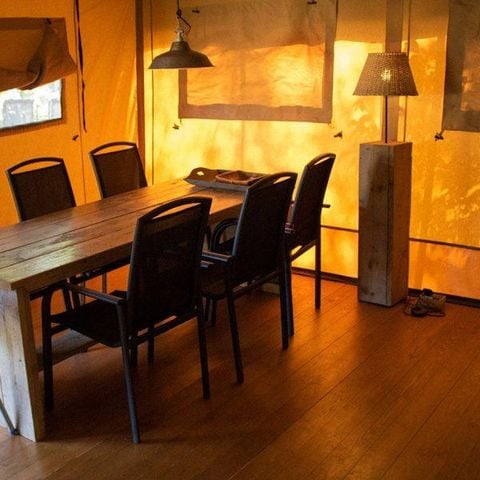 Tente 4 personnes - VILLA TENT (sans sanitaires)