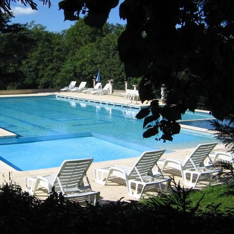 Kampeerplaats - Standplaats minimaal 110m², (huurauto optioneel)