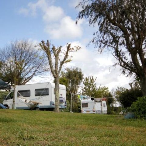 Pitch - With 1 vehicle