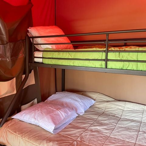 BUNGALOW TOILÉ 5 personnes - LODGE EXOTIQUE (sans sanitaire)