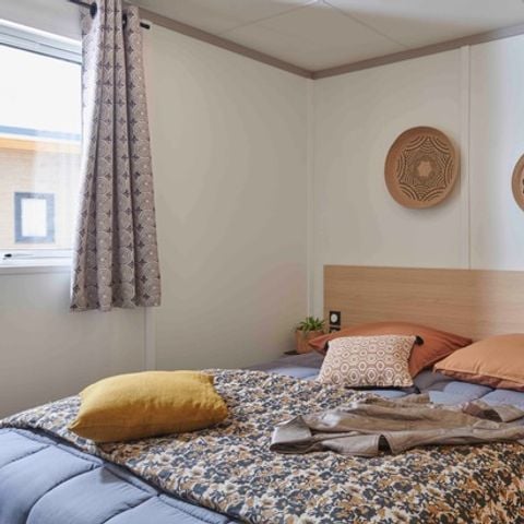 Chalet 5 personnes - Premium 28m² - 2 chambres - / terrasse semi-couverte / - TV / climatisation