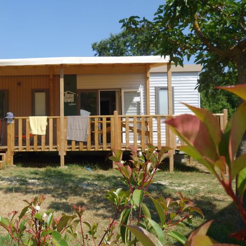 Mobilheim 6 personen - HomeFlower 35m² PREMIUM 3 Schlafzimmer + halbüberdachte Terrasse + TV + Klimaanlage