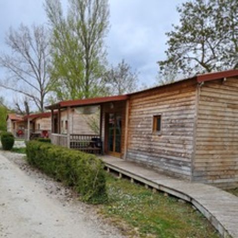 Chalet 2 personen - Confort 35m² - 1 kamer - Airconditioning - TV - Overdekt terras