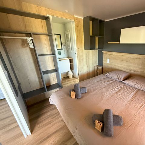 Stacaravan 6 personen - EXCLUSIEVE met - 3 slaapkamers - Jacuzzi & Uitzicht op de Vallei