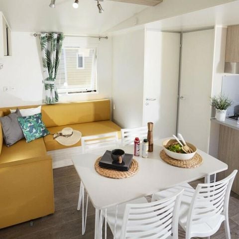 Stacaravan 4/6 personen - 3 kamers - TV