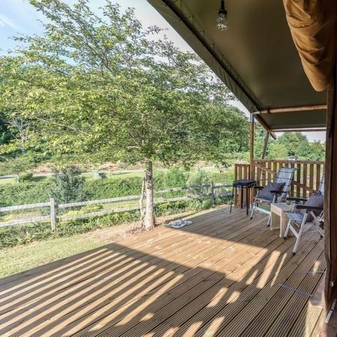 Tente en toile et en bois 4 personnes - Safaritent avec salle de bain + WC