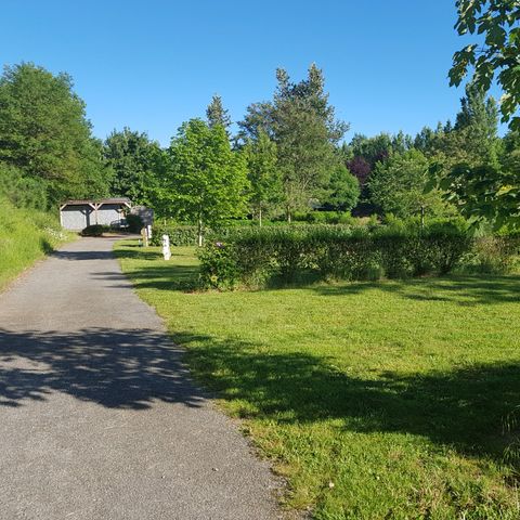 Kampeerplaats - Rando pakket (1 tent, 1 fiets of 1 motor + 10A elektriciteit)
