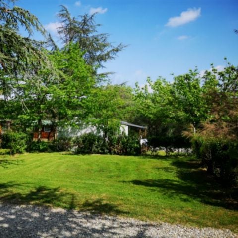 EMPLACEMENT - Emplacement Camping