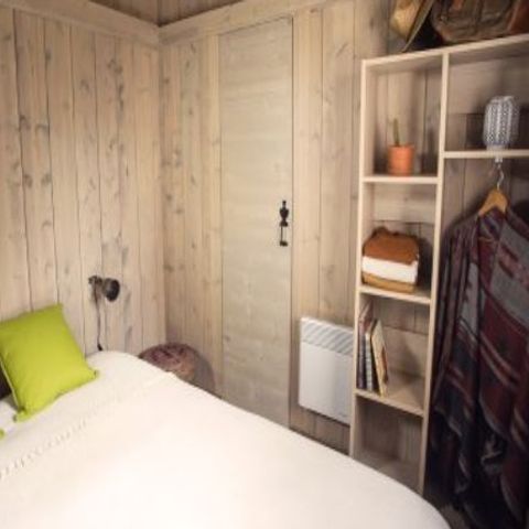 Tente en toile et en bois 4 personnes - Cabane Lodge (insolite 2017)