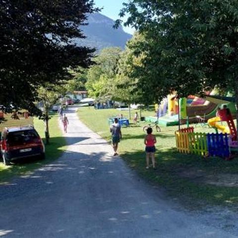 Camping Le Verger Fleuri Camping Le Verger Fleuri - Camping Haute-Savoie - Image N°24