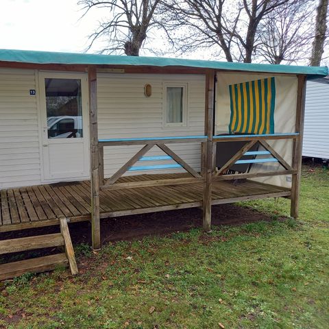 BUNGALOW 4 personnes - 4 PERS, 1CH, AVEC SANITAIRES